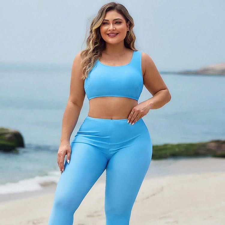 Damen Sportlicher Strandanzug Echo Archiv