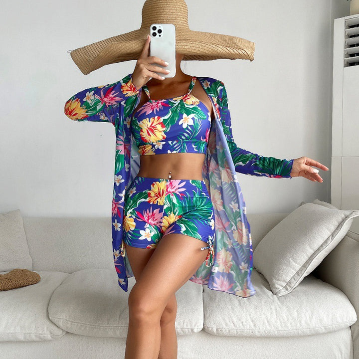 Damen trendiges Strandoutfit mit floralem Muster Echo Archiv