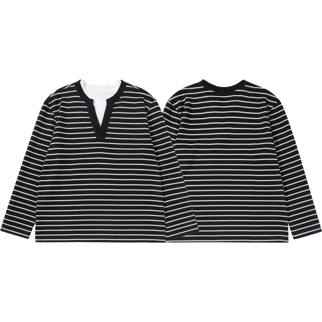 Damen Gestreiftes Strickshirt mit V-Ausschnitt und Lagenlook Echoarchiv