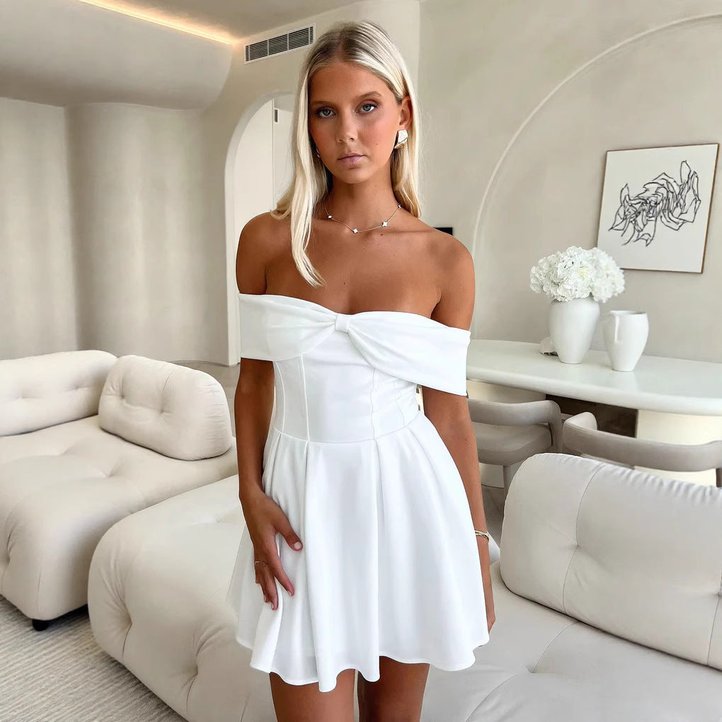 Damen Off-Shoulder Minikleid mit strukturiertem Bustier und schwingendem Rock Echo Archiv