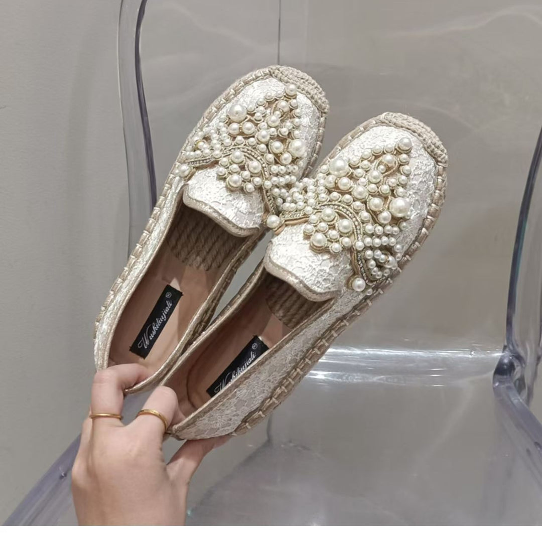Damen bestickte Espadrilles mit handverzierten Perlenapplikationen – Lioré