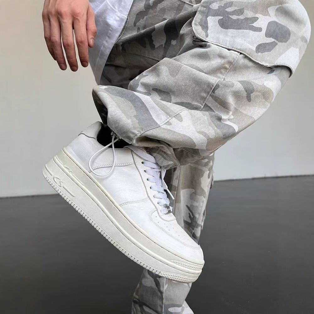 Herren Camouflage Cargo-Hose mit lockerer Passform Echo Archiv