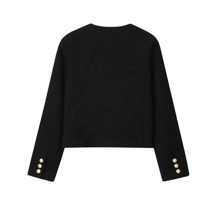 Damen kastige Bouclé-Jacke mit Rundhalsausschnitt goldenen Zierknöpfen und aufgesetzten Brusttaschen – Célinea