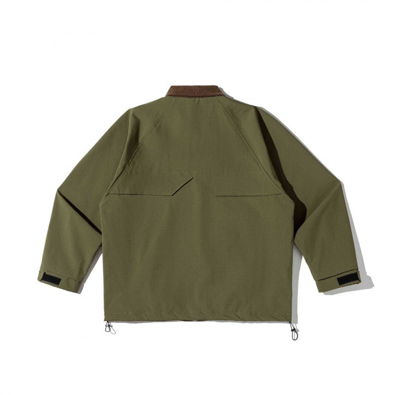 Unisex Kastenförmige Overshirt‑Jacke im Utility‑Stil mit Cordkragen, Pattentaschen und Kordelzugsaum Echo Archiv