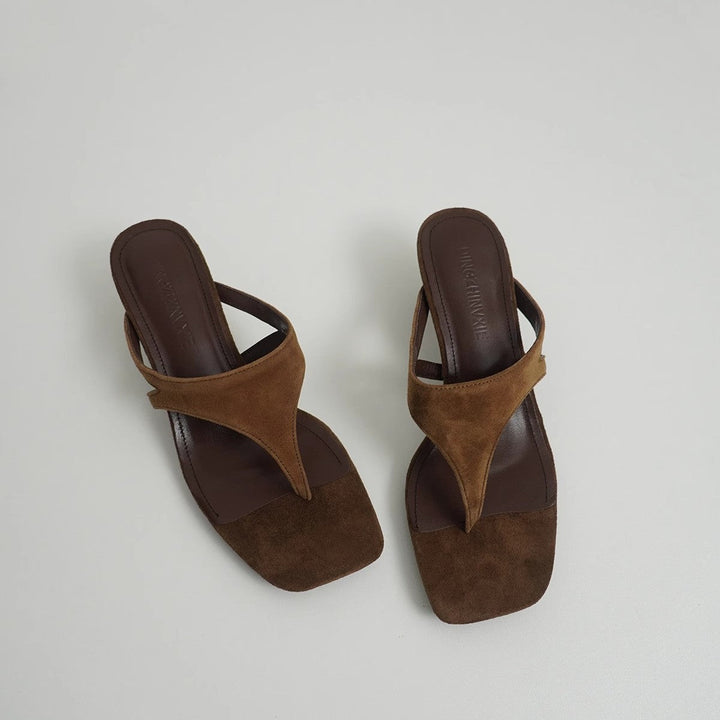 Damen elegante Zehentrenner-Pantoletten aus hochwertigem Wildleder mit bequemer Sohle Echoarchiv