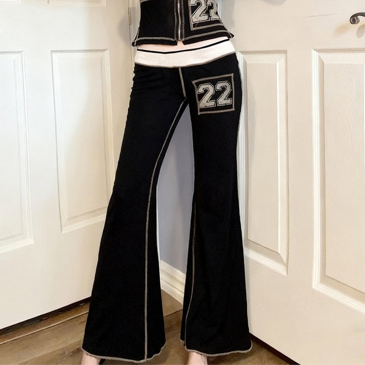 Damen Modische Bootcut-Hose mit elastischem Bund und sportlichen Applikationen Echo Archiv