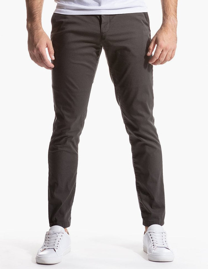 Herren Slim-Fit Chinohose aus atmungsaktivem Material Echoarchiv