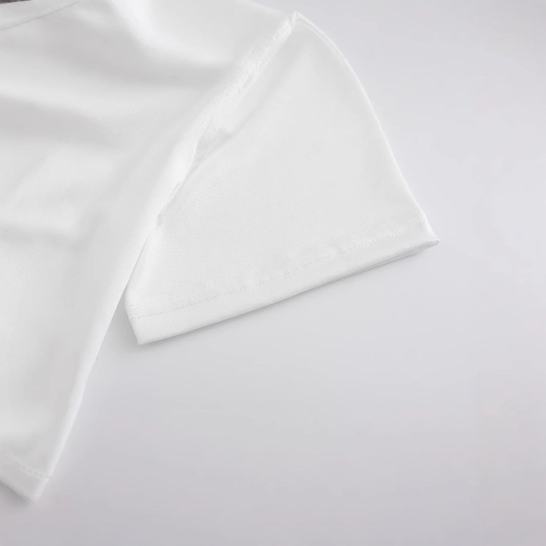 Damen Crop-T-Shirt mit kreativem, witzigem Schriftzug und figurbetontem Schnitt Echo Archiv