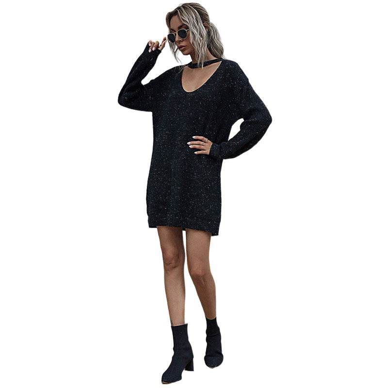 Damen Elegantes Strickkleid mit tiefem Ausschnitt und Gürtel Echo Archiv