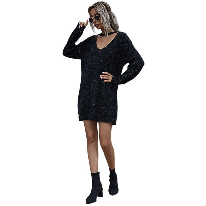 Damen Elegantes Strickkleid mit tiefem Ausschnitt und Gürtel Echo Archiv