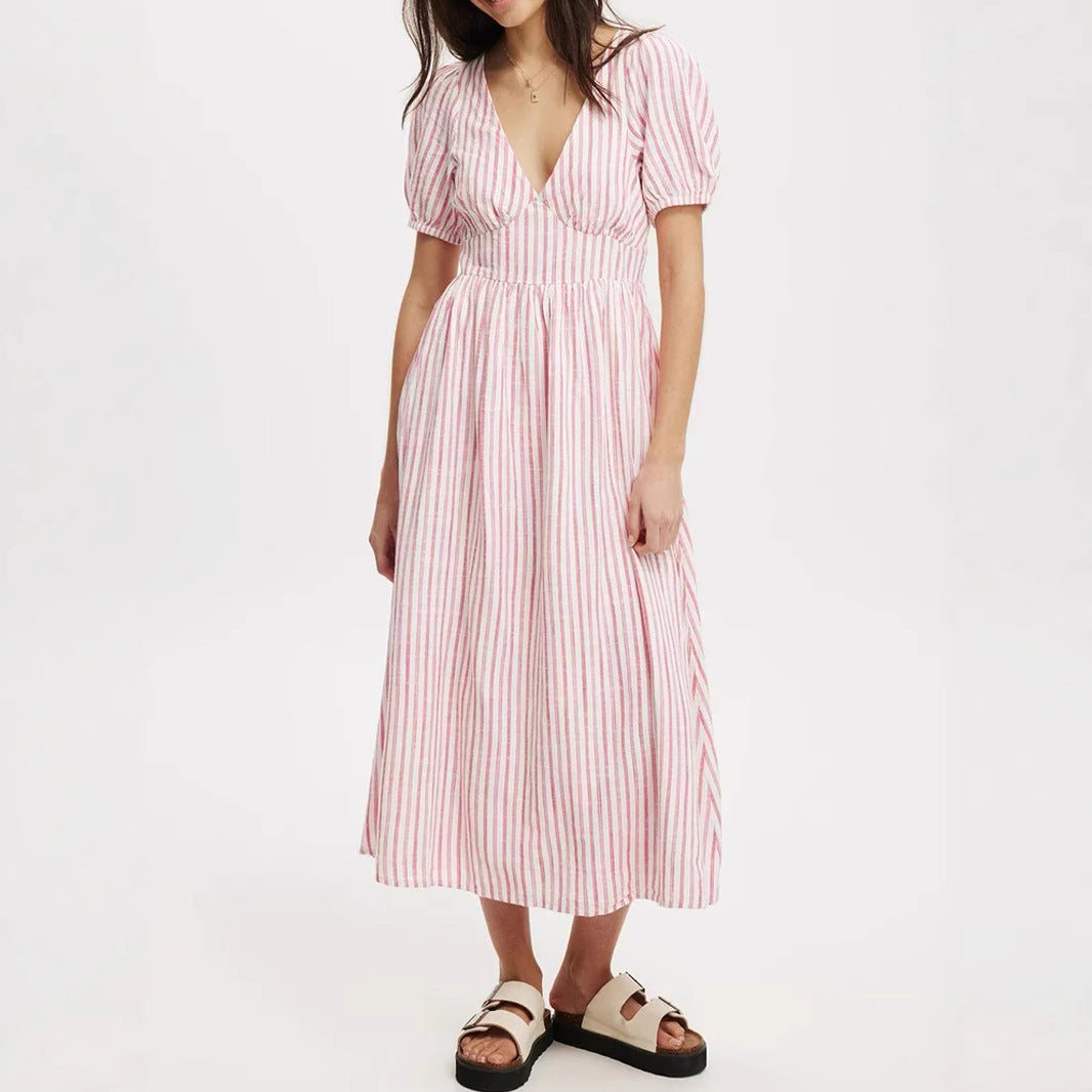 Damen Maxikleid mit V-Ausschnitt und Puffärmeln Echo Archiv