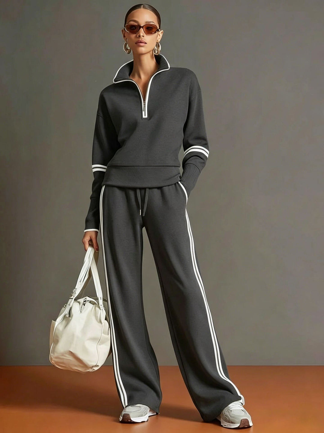 Damen Sportliches Oberteil und Hose Set Echo Archiv