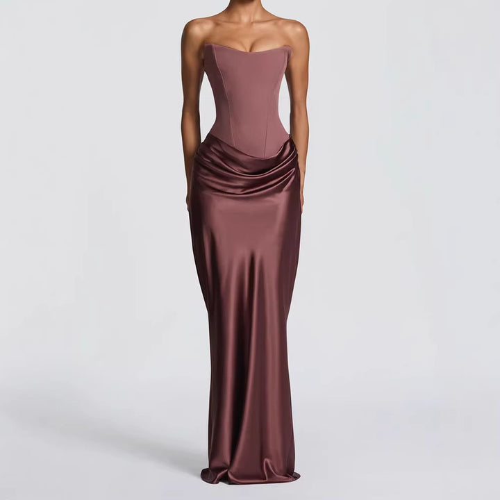 Damen Elegantes Wickelkleid mit figurbetontem Oberteil und schimmerndem Rock Echo Archiv