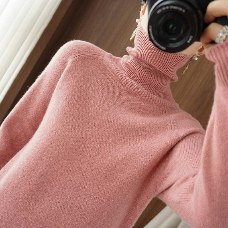 Damen Rollkragenpullover aus weichem Wollmix mit verlängerten Bündchen Echoarchiv