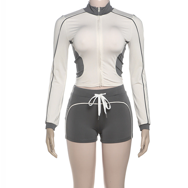 Damen Sportliches Kurzarm-Set mit Reißverschluss und Shorts Echo Archiv