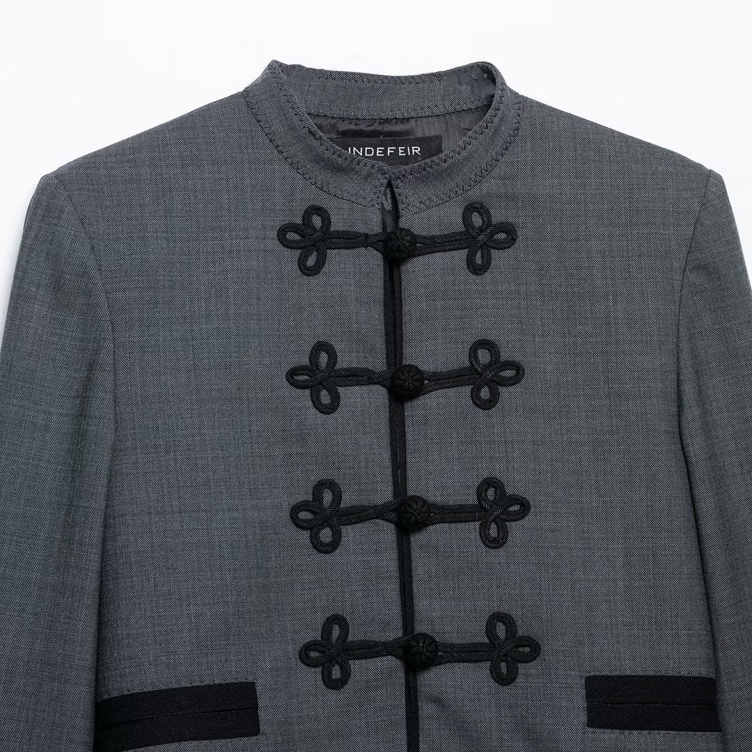 Damen Kurze Jacke im Mandarinstil mit Zierknotenverschluss und taillierter Silhouette Echoarchiv