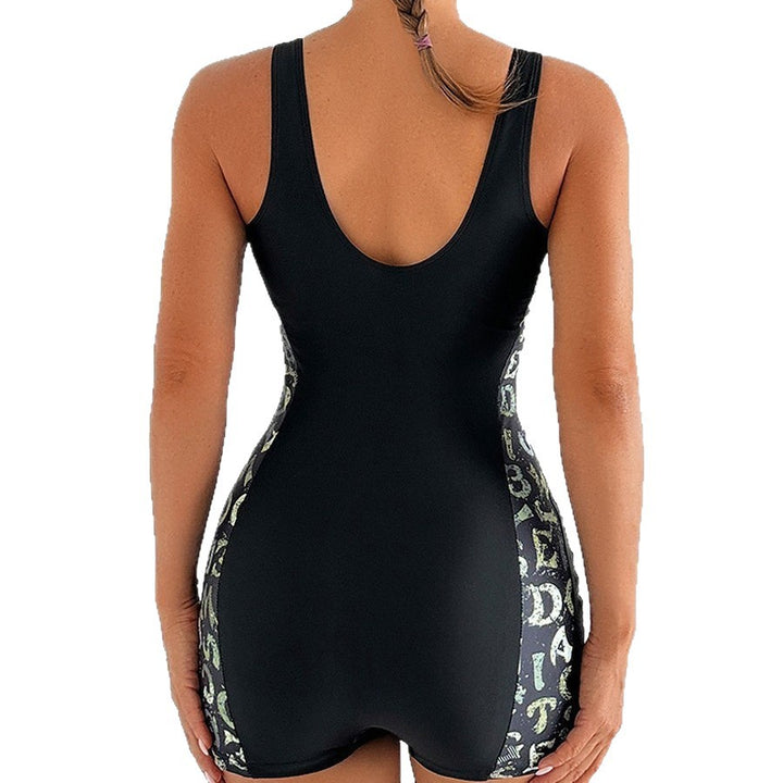 Damen Sportlicher Shorty-Badeanzug mit grafischem Muster Echo Archiv