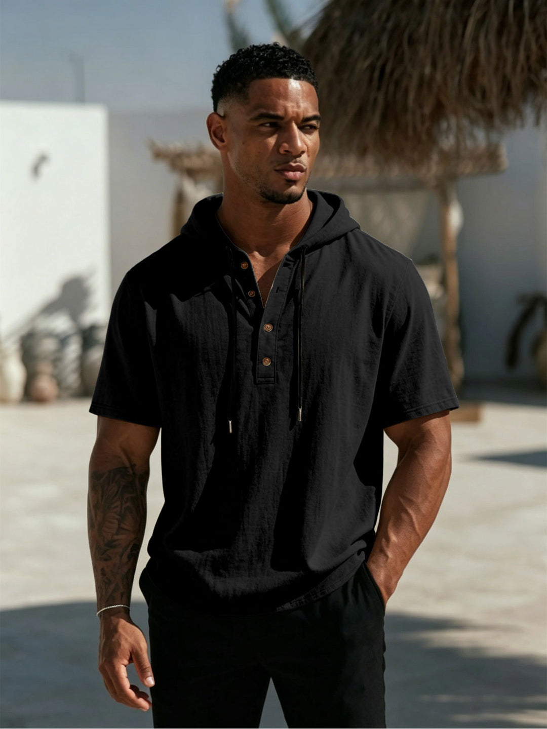 Herren Kurzarm-Hoodie-Henley aus Leinenoptik mit Knopfleiste – Cavarno
