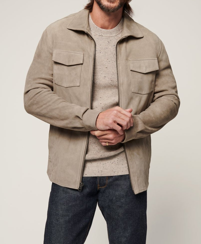 Herren Wildlederjacke mit praktischen Pattentaschen und elegantem Schnitt Echoarchiv