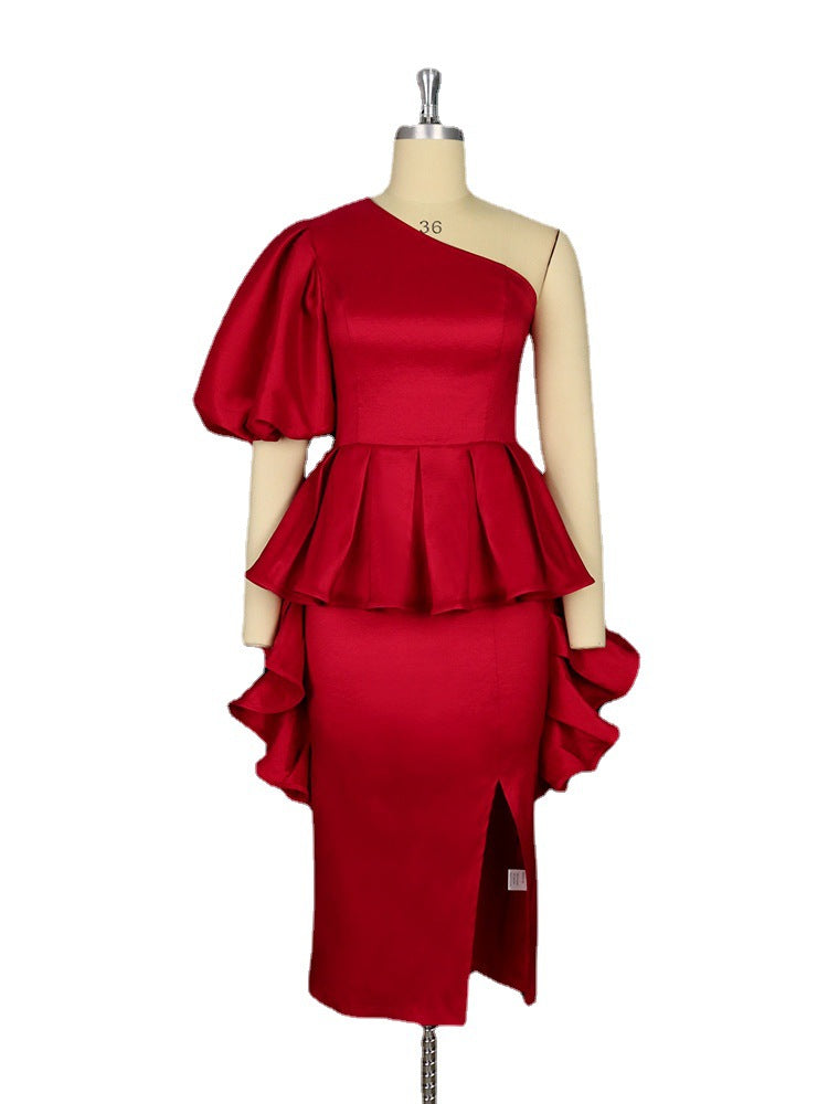 Damen Abendkleid mit asymmetrischem Saum und voluminösen Rüschendetails Echo Archiv