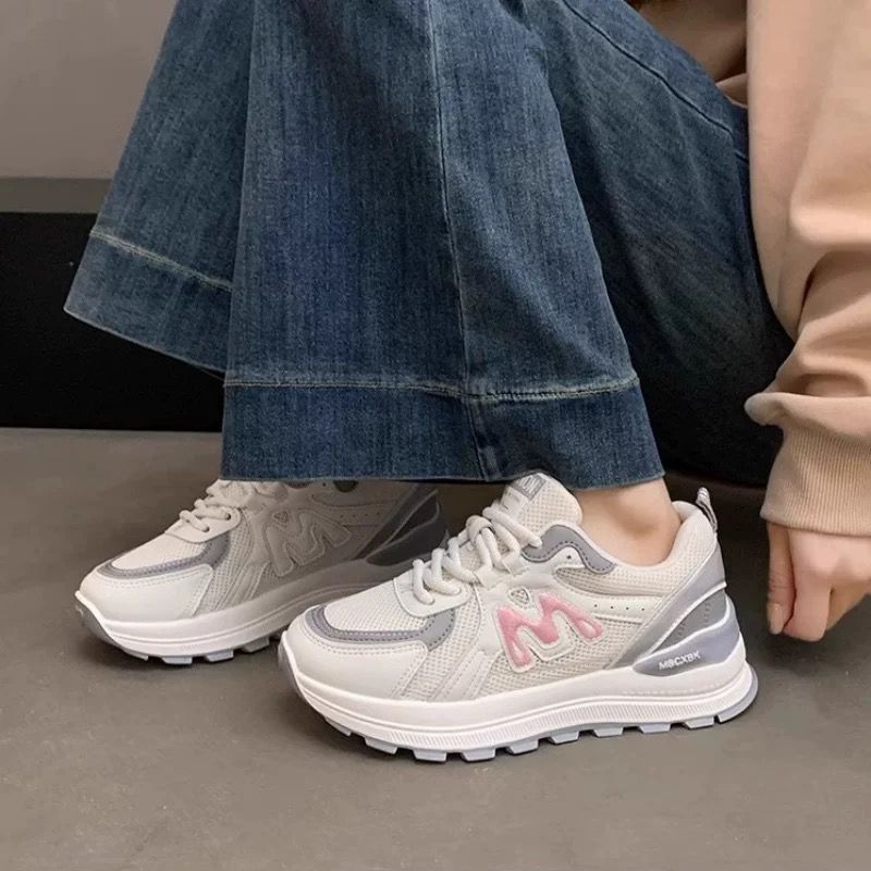 Damen Plateau-Chunky-Sneaker mit atmungsaktivem Mesh- und Ledermix – Névara