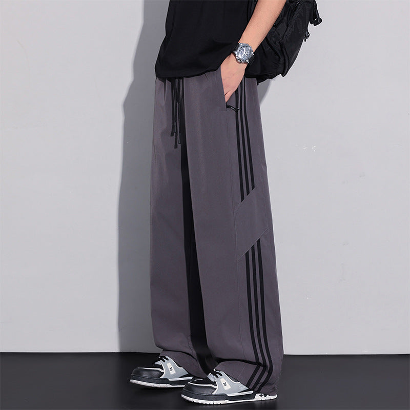 Herren Sportliche Freizeithose mit seitlichen Streifen Echo Archiv