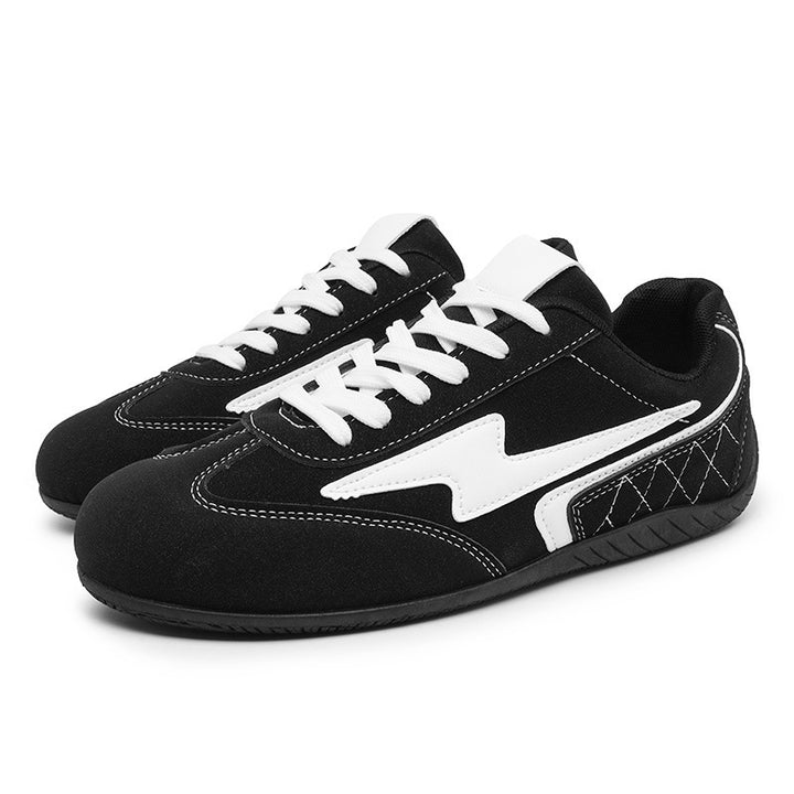 Damen leichte Retro-Skate-Sneaker mit gesteppter Seitenwand, gepolstertem Knöchelkragen und rutschfester Gummilaufsohle Echo Archiv