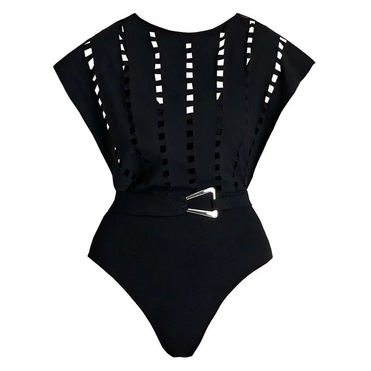 Damen Badeanzug mit elegantem Schnitt und modischen Details Echo Archiv