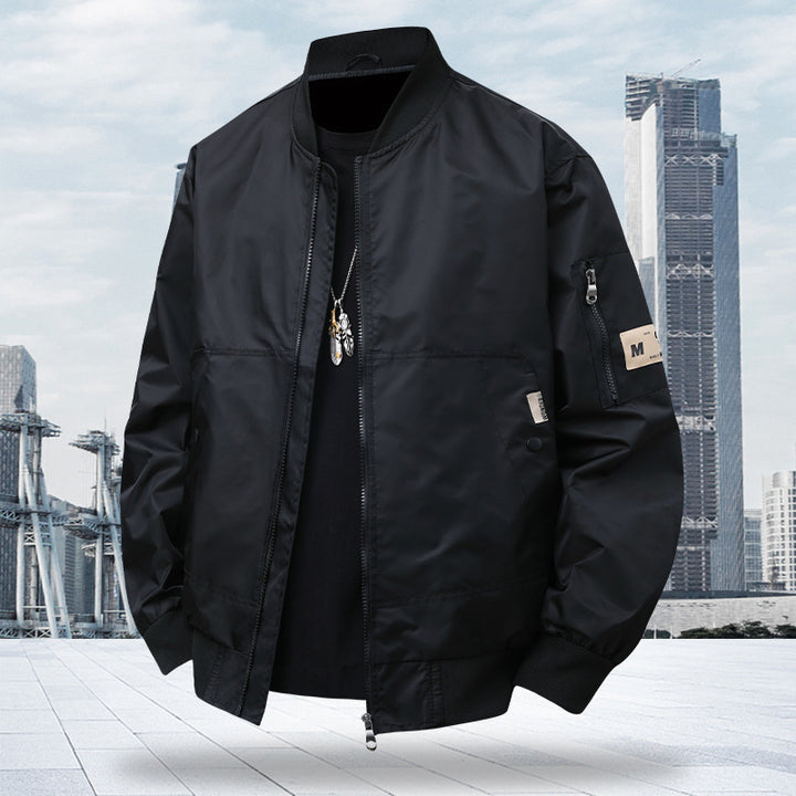 Herren Urbaner Nylon-Flight-Bomber mit Utility-Ärmeltasche und Zwei-Wege-Reißverschluss Echo Archiv
