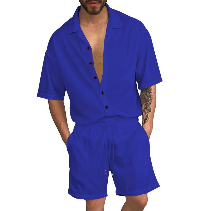 Herren Freizeit-Set mit lässigem Kurzarmhemd und elastischen Shorts Echoarchiv