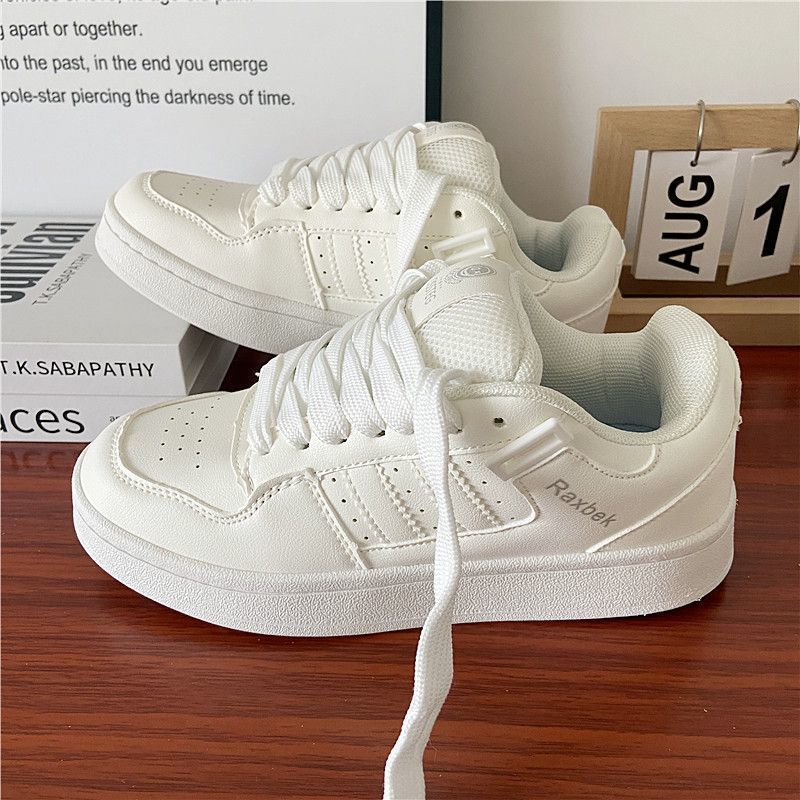 Damen modische Sneakers mit atmungsaktiven Mesh-Einsätzen und rutschfester Sohle Echo Archiv