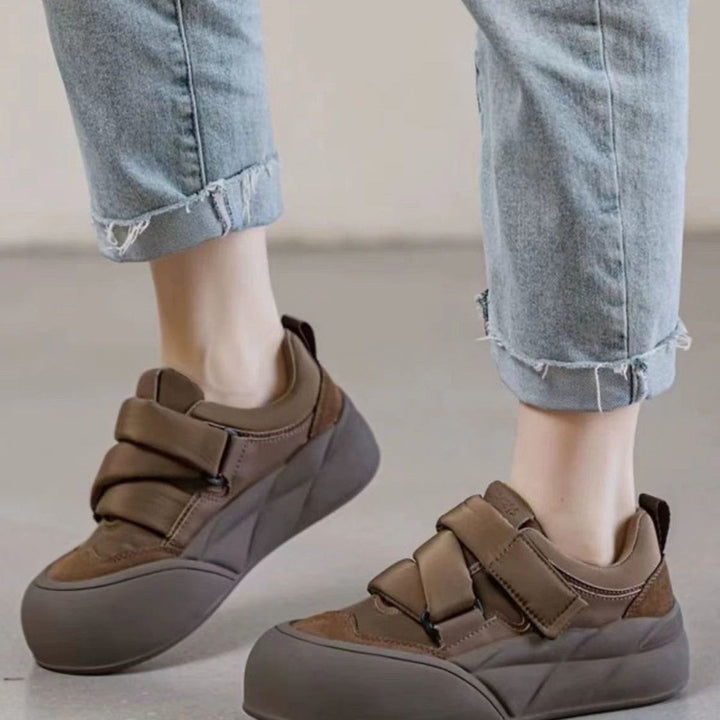 Damen Sneakers mit doppeltem Klettverschluss und modischem Design Echo Archiv