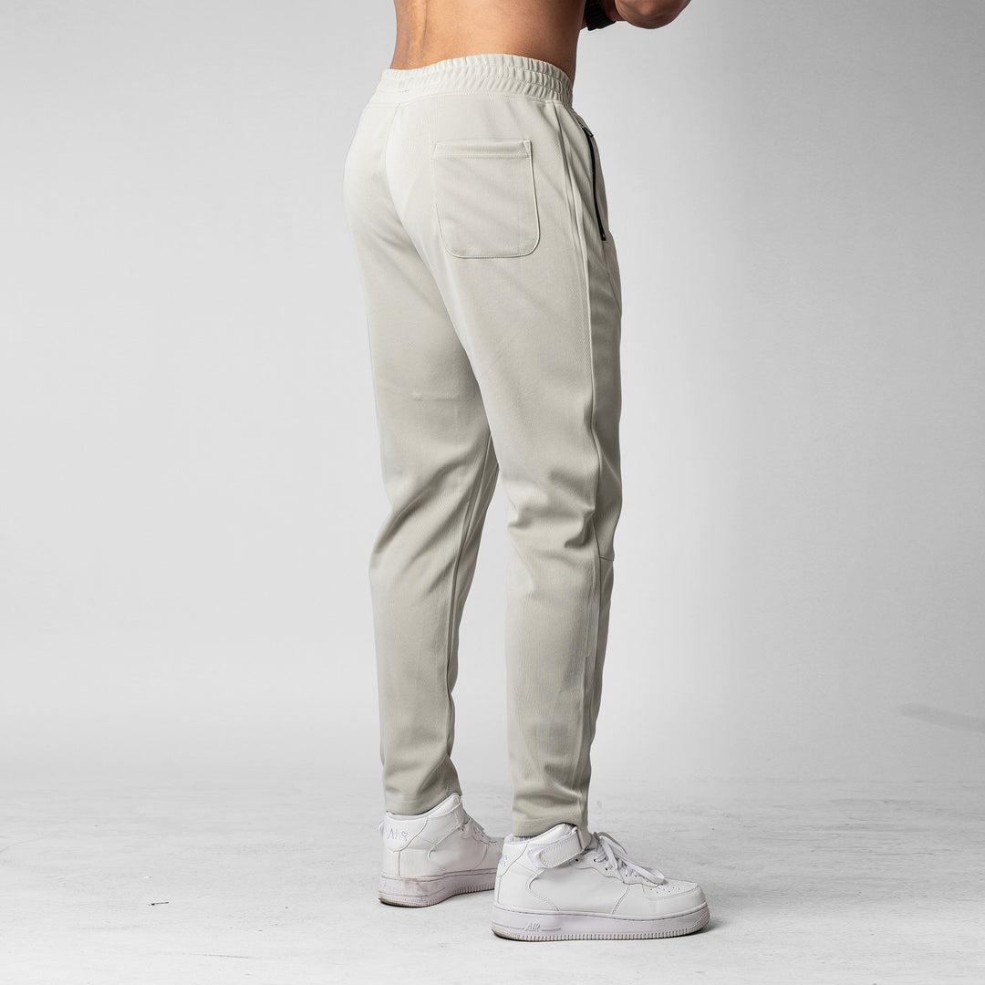 Herren Sportliche Jogginghose mit innovativer atmungsaktiver Struktur und praktischen Reißverschlusstaschen Echoarchiv