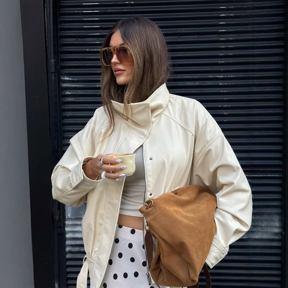Damen Oversize-Lederimitatjacke mit Stehkragen und Tunnelzug Echoarchiv