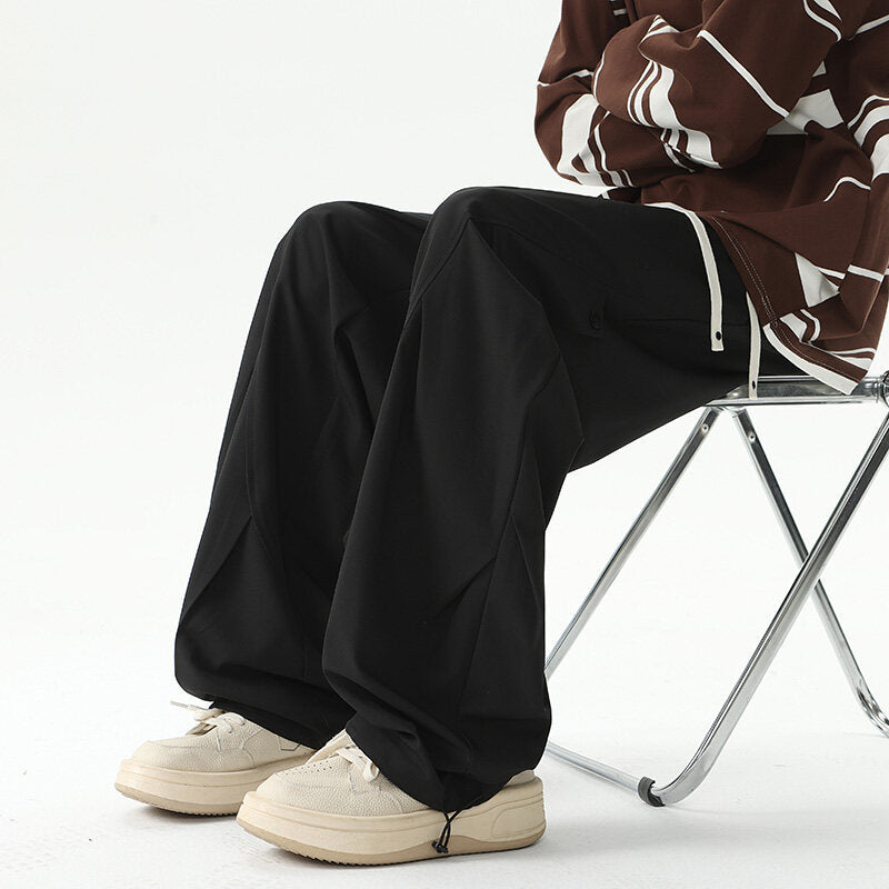 Herren Extraweite technische Cargo-Loungehose im drapierten Weitbein‑Schnitt Echo Archiv