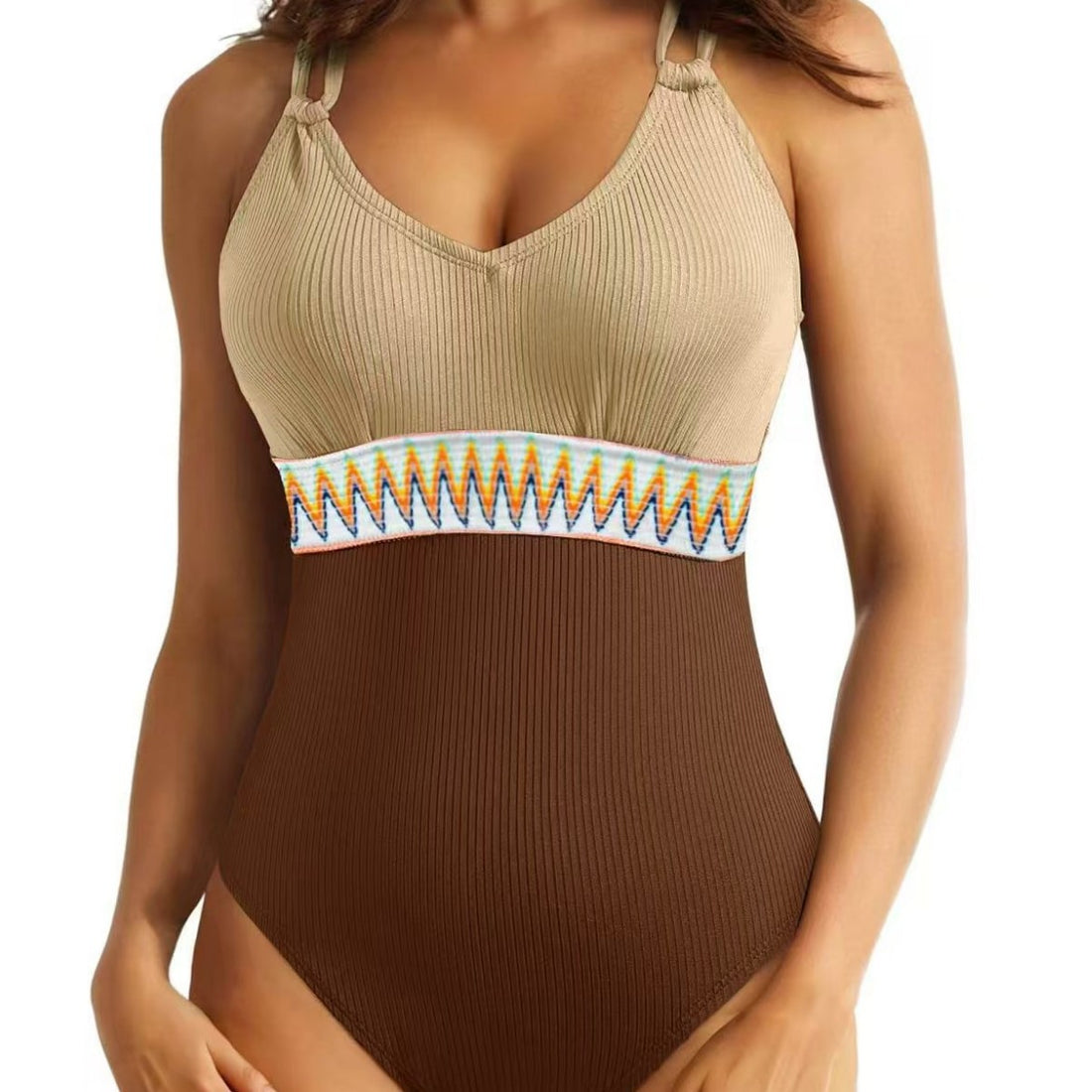 Damen Sportlicher Badeanzug mit modischem V-Ausschnitt und buntem Ethno-Muster – Maréssa