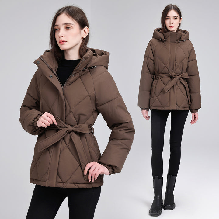 Damen Taillierter Steppparka mit Kapuze und Bindegürtel Echo Archiv