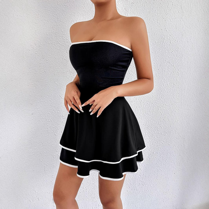 Damen kurzes trägerloses Kleid mit verspieltem Saum Echo Archiv