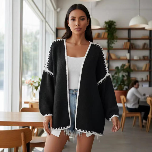 Damen Oversize-Strickjacke mit kontrastierender Häkelkante und überschnittener Schulter Echo Archiv