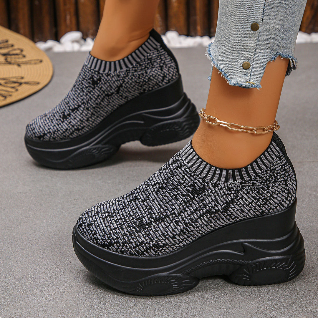 Damen Strick‑Sock‑Sneaker mit hohem Plateau und rutschfester Profilsohle – Névara