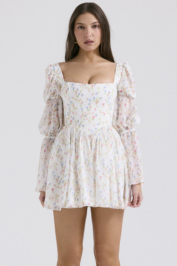 Damen Minikleid mit Ballonärmeln und floralen Mustern Echo Archiv
