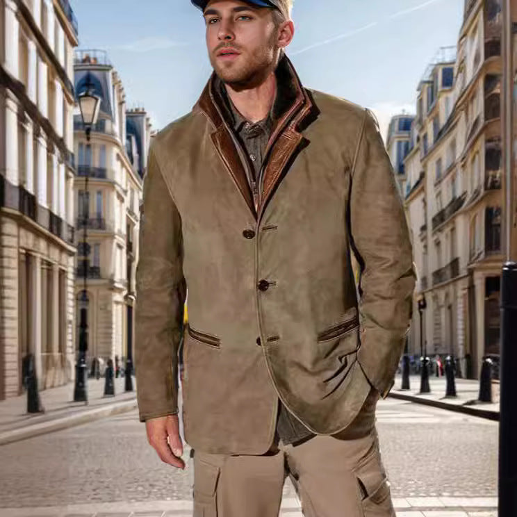 Herren stilvolle Wildlederjacke mit Kontrastkragen und praktischen Taschen Echoarchiv