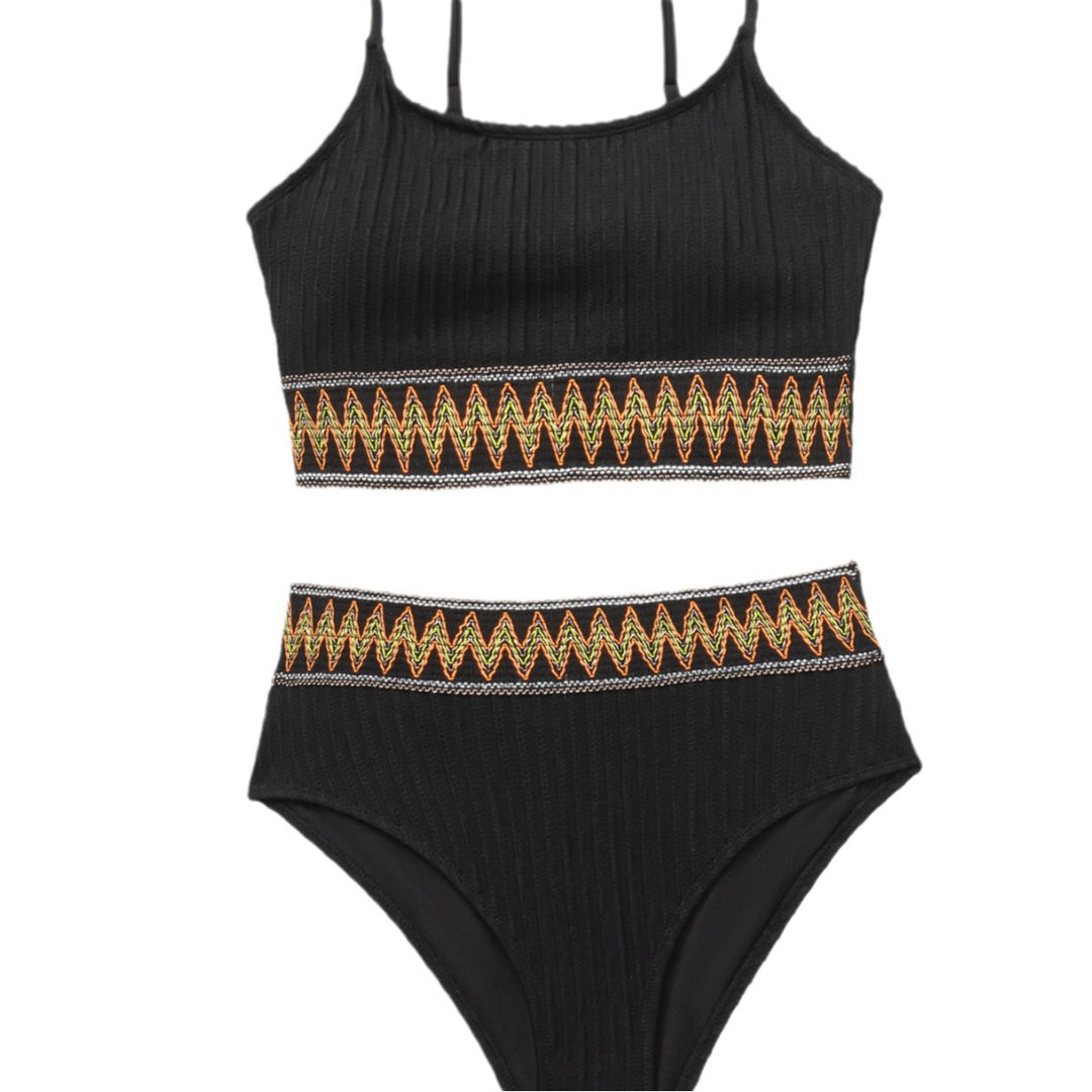Damen Bikini-Set mit figurbetonendem Rippenmuster und buntem Elastikbund Echo Archiv