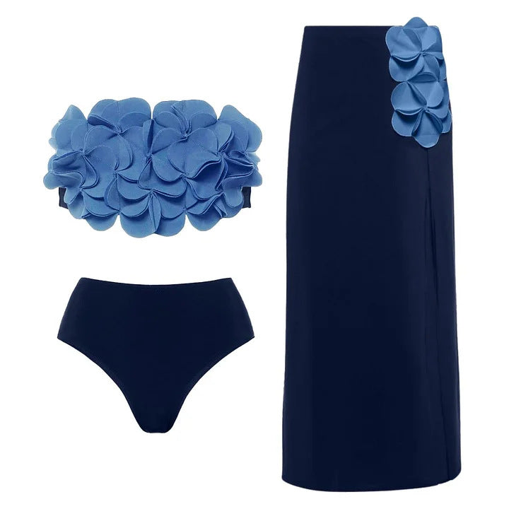 Damen Schwimmanzug mit asymmetrischem Schnitt und floralen Applikationen Echo Archiv