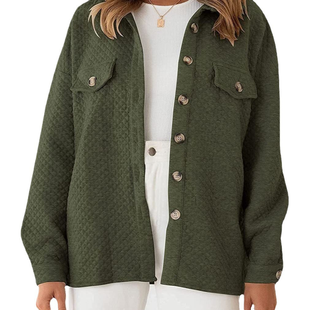 Damen Stepp Übergangshemdjacke mit Oversize Schnitt Brustpatten und Knopfleiste – Célinea