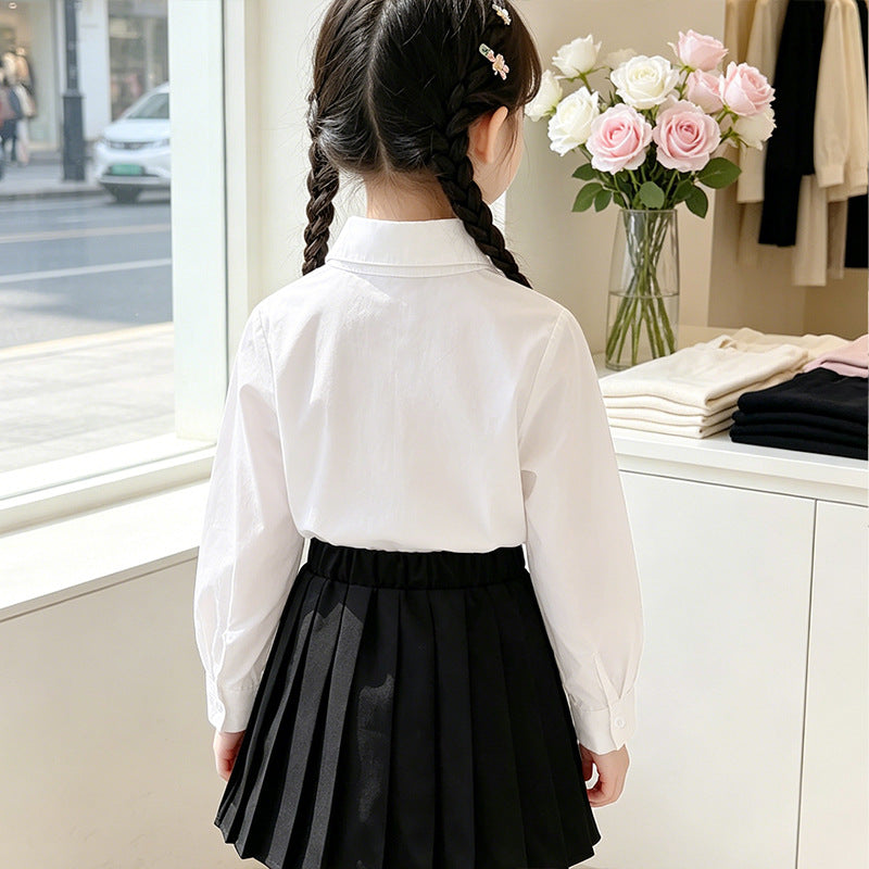 Mädchen elegante Hemdbluse mit feinem Spitzenbesatz Echo Archiv