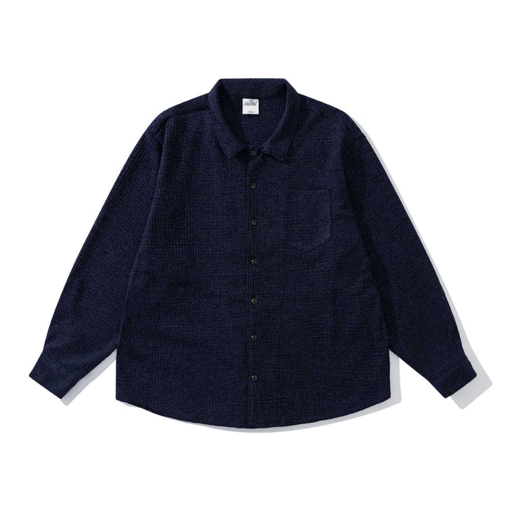 Unisex strukturierte Strick-Hemdjacke mit Kentkragen und aufgesetzter Brusttasche Echoarchiv