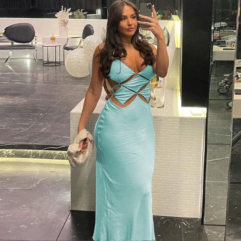 Damen glamouröses Maxikleid mit einzigartigem Schnitt und eleganten Schlaufen Echo Archiv