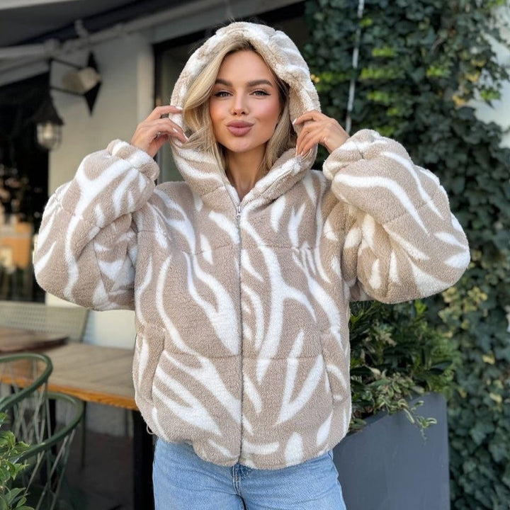 Damen Kurz geschnittene Teddy-Fleecejacke mit Kapuze und Zebrastreifen – Célinea