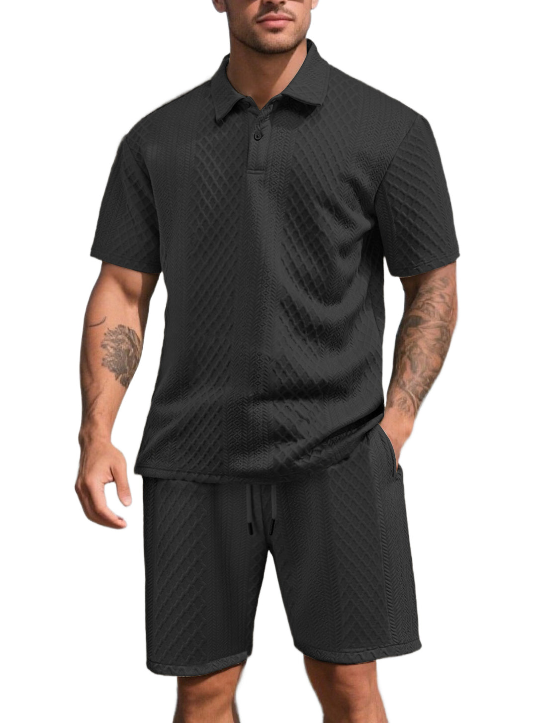 Herren nan dreidimensionales Relief-Freizeit-Set mit Polokragen, verdeckter Knopfleiste und elastischer Tunnelzugshorts Echo Archiv